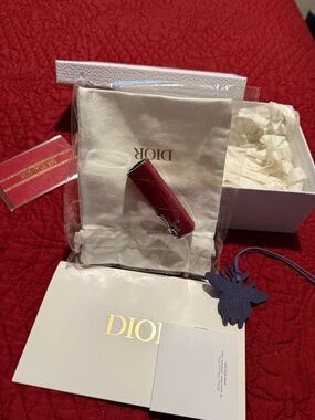 Dior White Box with Gold Logo Bundle